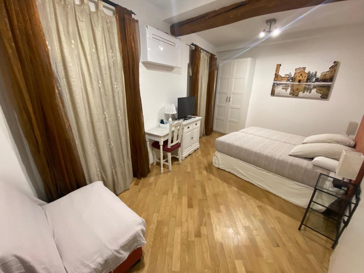 B&B And Home La Piazzetta Della Pioggia 볼로냐 외부 사진