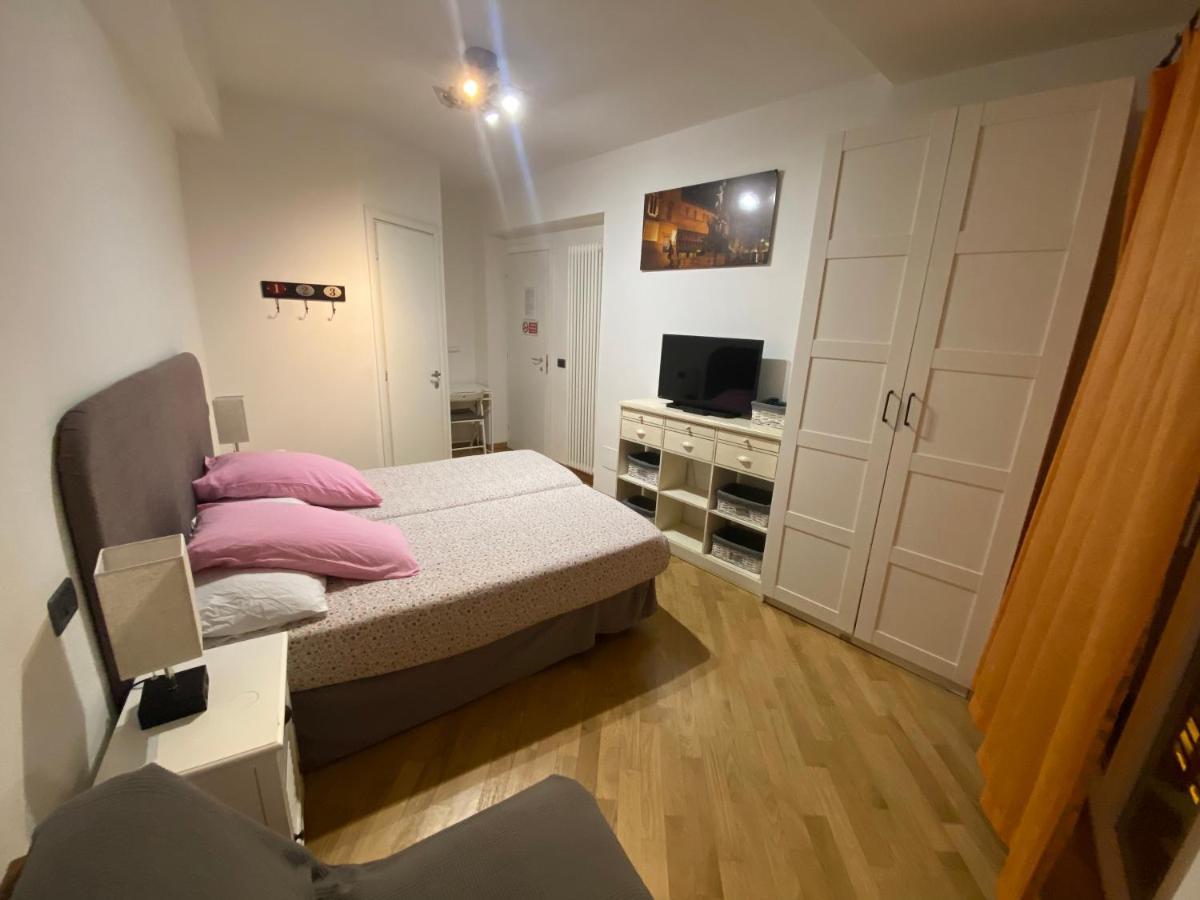 B&B And Home La Piazzetta Della Pioggia 볼로냐 외부 사진