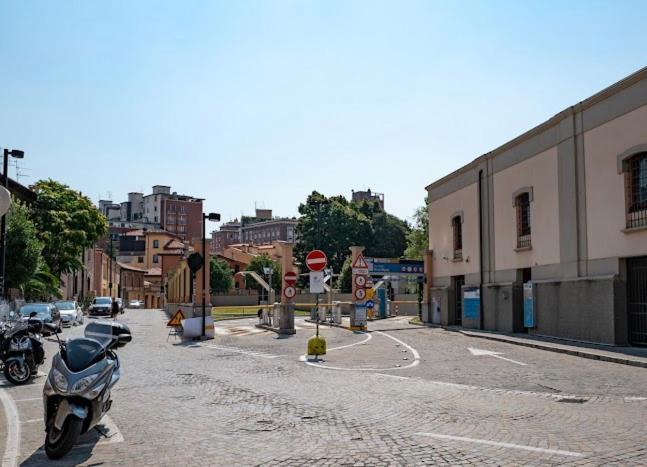 B&B And Home La Piazzetta Della Pioggia 볼로냐 외부 사진