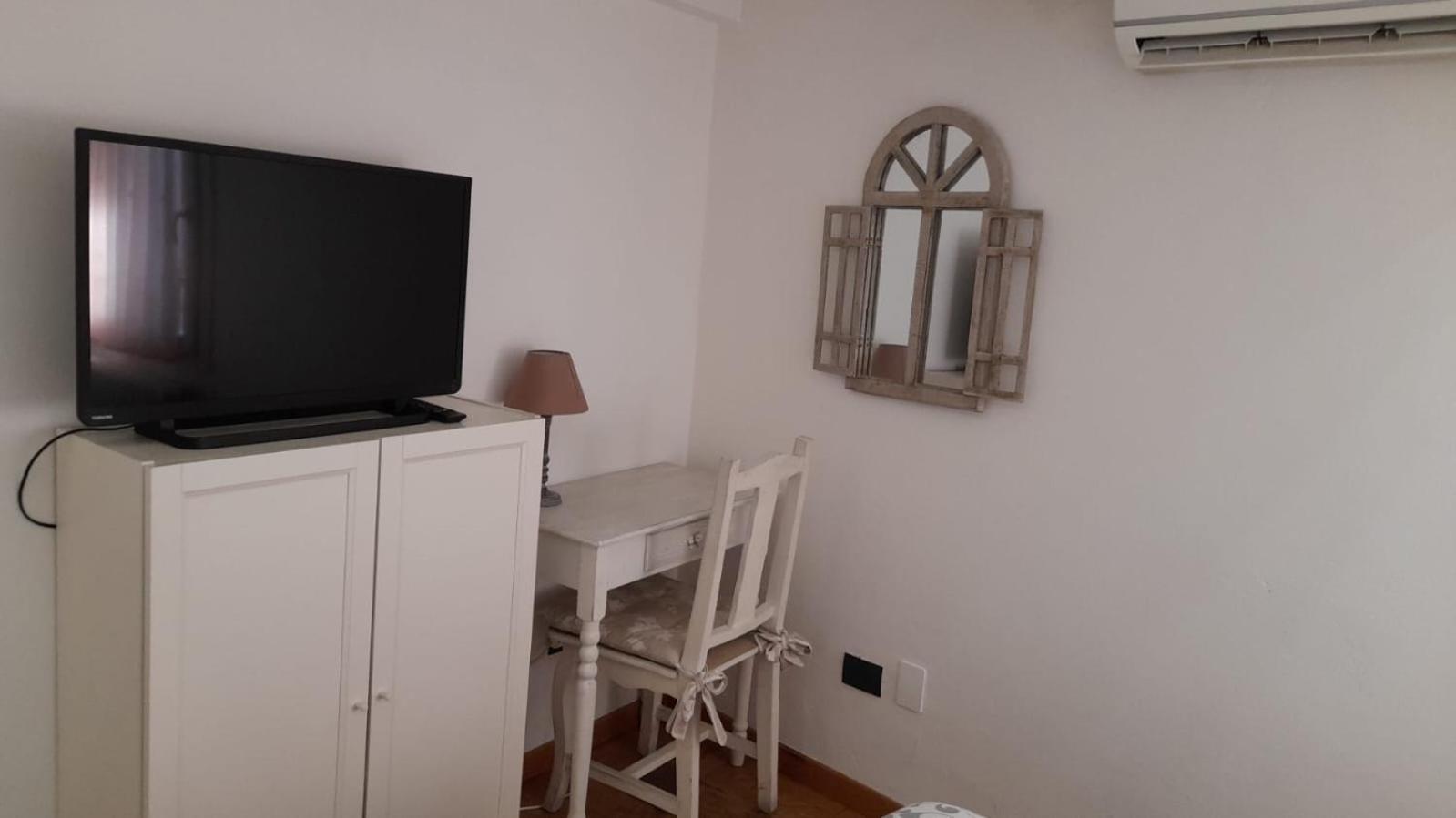B&B And Home La Piazzetta Della Pioggia 볼로냐 외부 사진