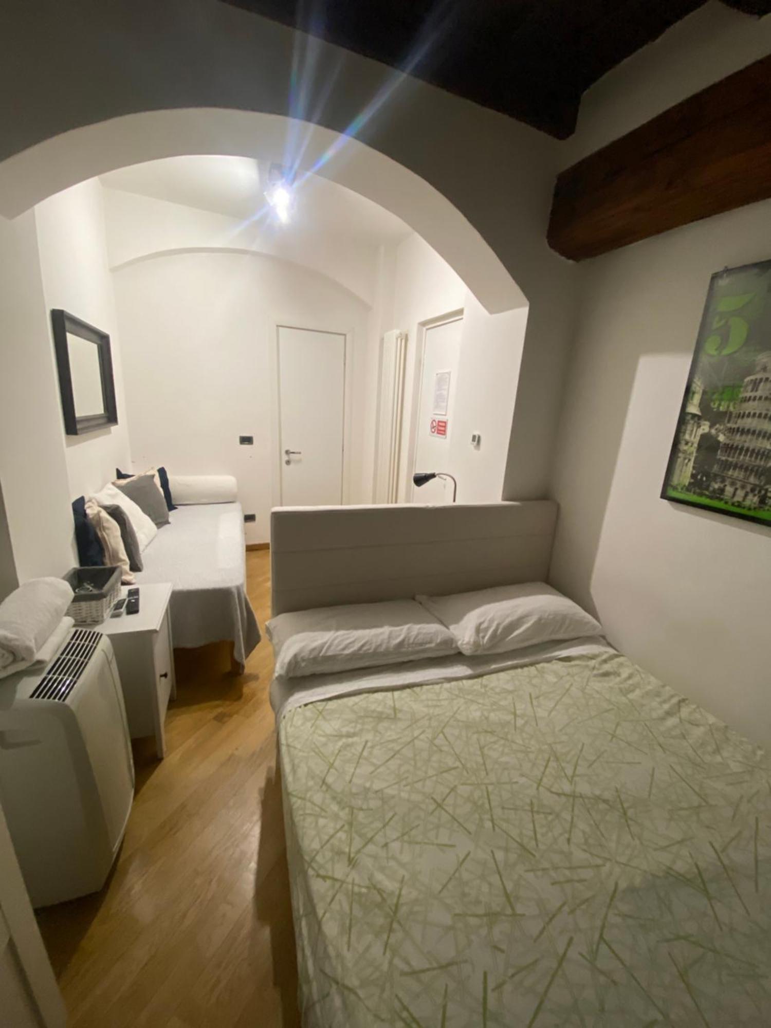 B&B And Home La Piazzetta Della Pioggia 볼로냐 외부 사진