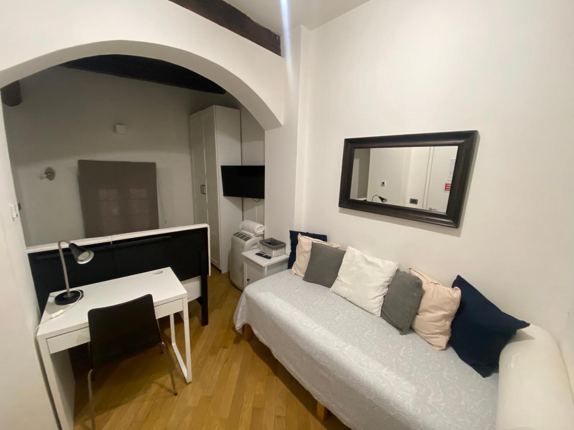 B&B And Home La Piazzetta Della Pioggia 볼로냐 외부 사진