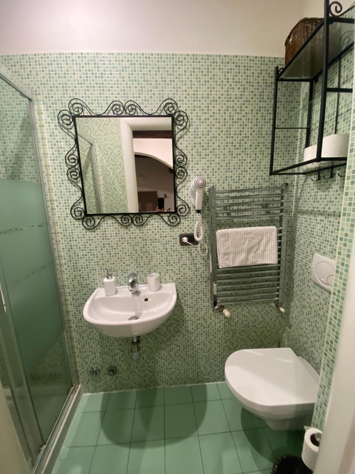 B&B And Home La Piazzetta Della Pioggia 볼로냐 외부 사진