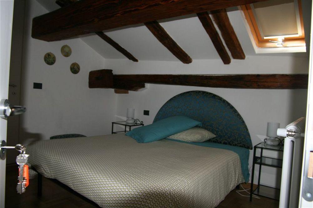 B&B And Home La Piazzetta Della Pioggia 볼로냐 외부 사진