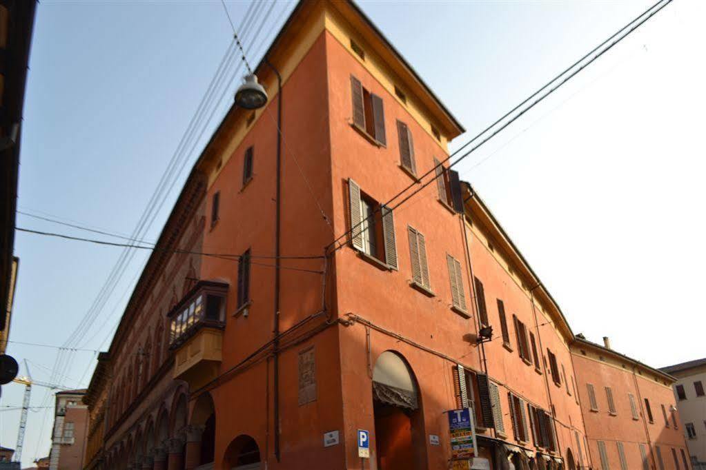 B&B And Home La Piazzetta Della Pioggia 볼로냐 외부 사진